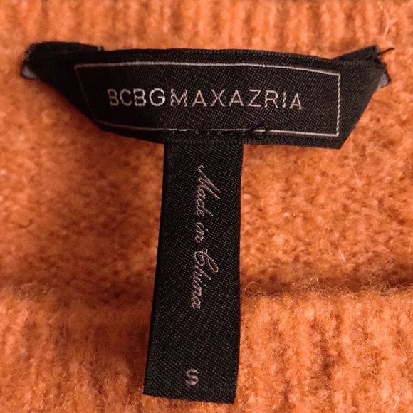 BCBGMAXAZRIA Vintage Cropped Sweater - Picture 3 of 8